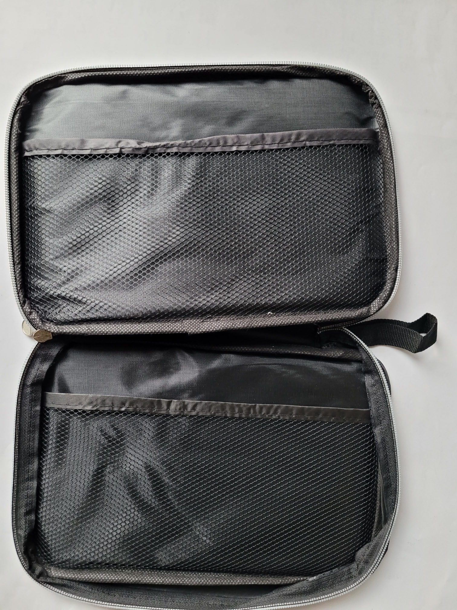 Loki Doppelhülle Schwarz-Silber – Bild 3